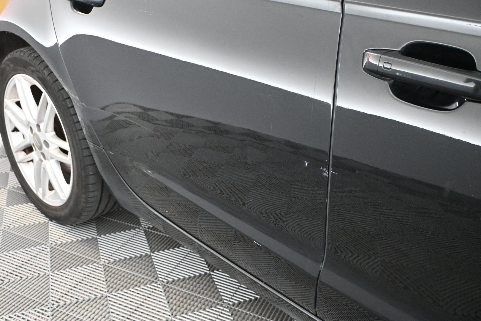 Car Image - 5Xpk6KcLlAqFs4XUJ6RbkH