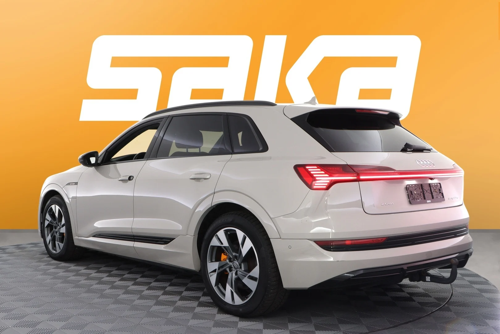 Car Image - H1GAqbb5wSGXI3Ox2HtBd