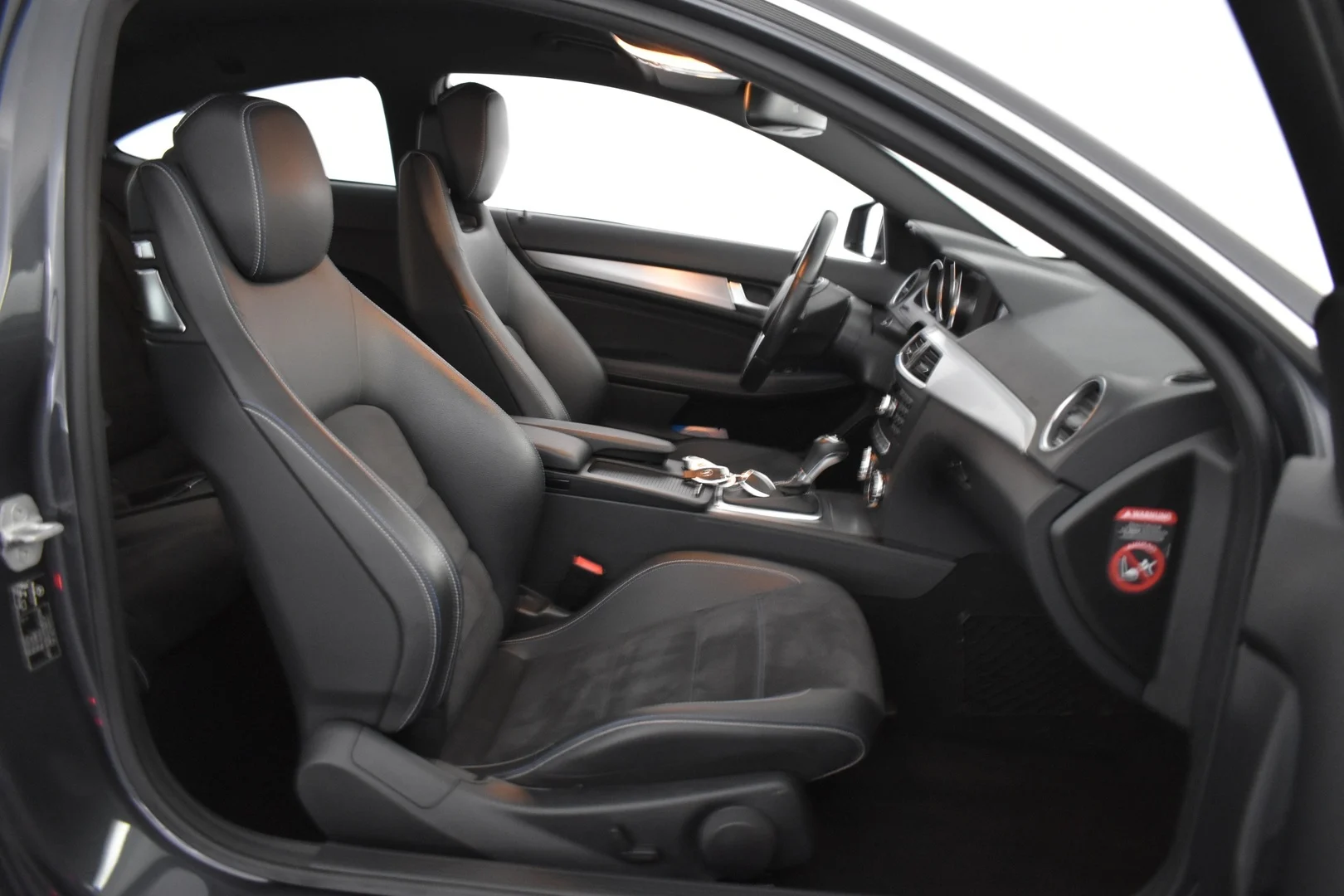 Car Image - 7zP6c5V4MGFIc2oW0qywRo