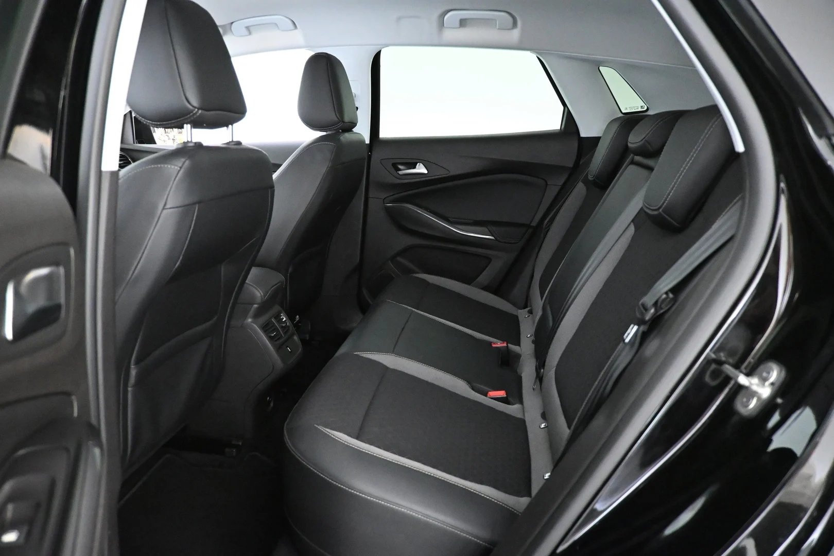 Car Image - 2MnCXXkg7JXwXN58kQZFuJ