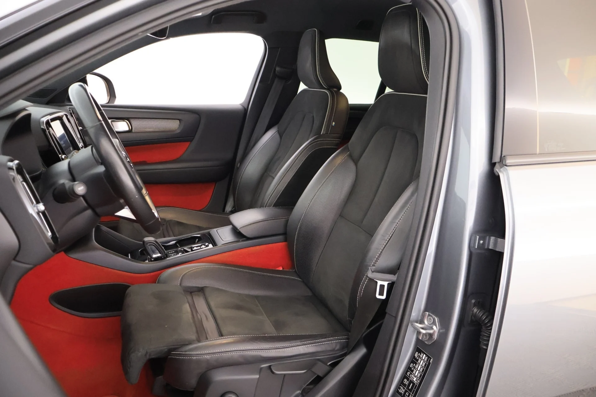 Car Image - 3xgwtNw15D40v70gs6snpl