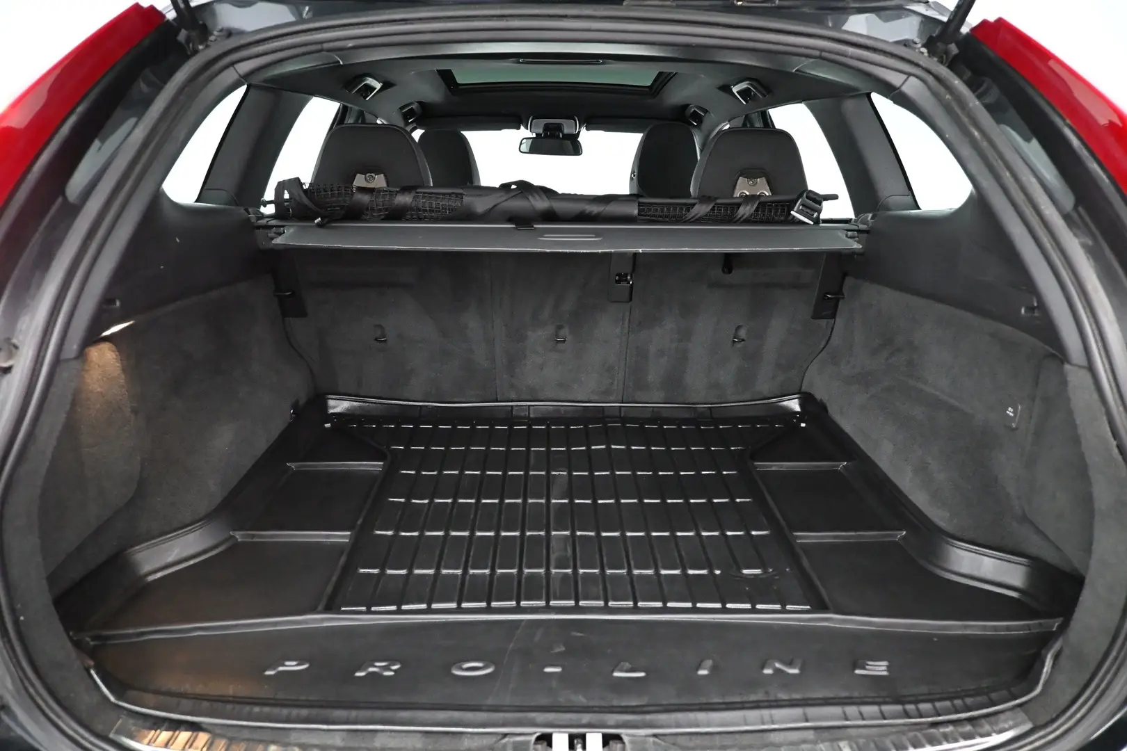 Car Image - 19z1A3QgTfYRVEhPiz8c1M