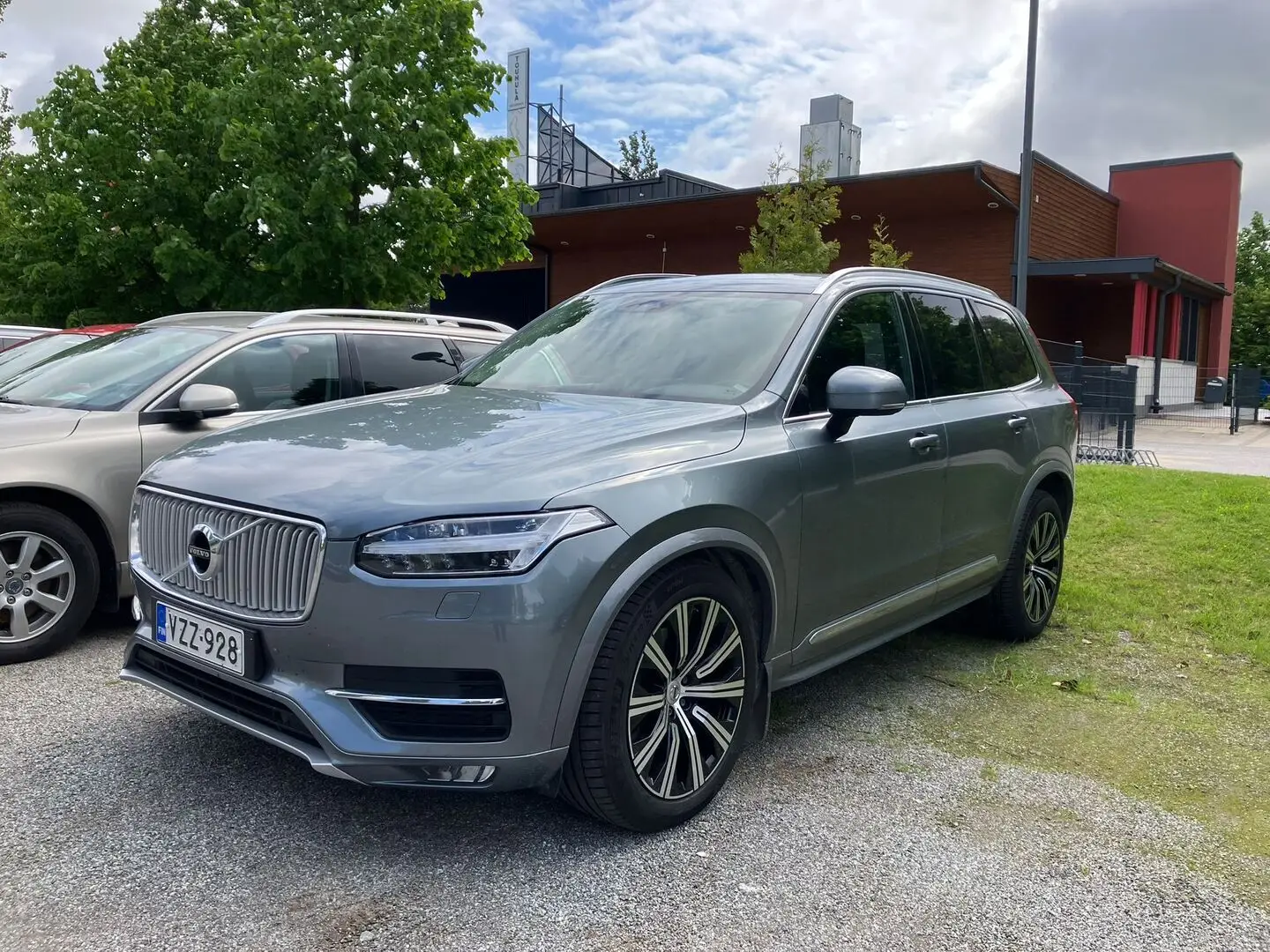 Car Image - 1iFaSm8cfhKBSjtSmPGvg7