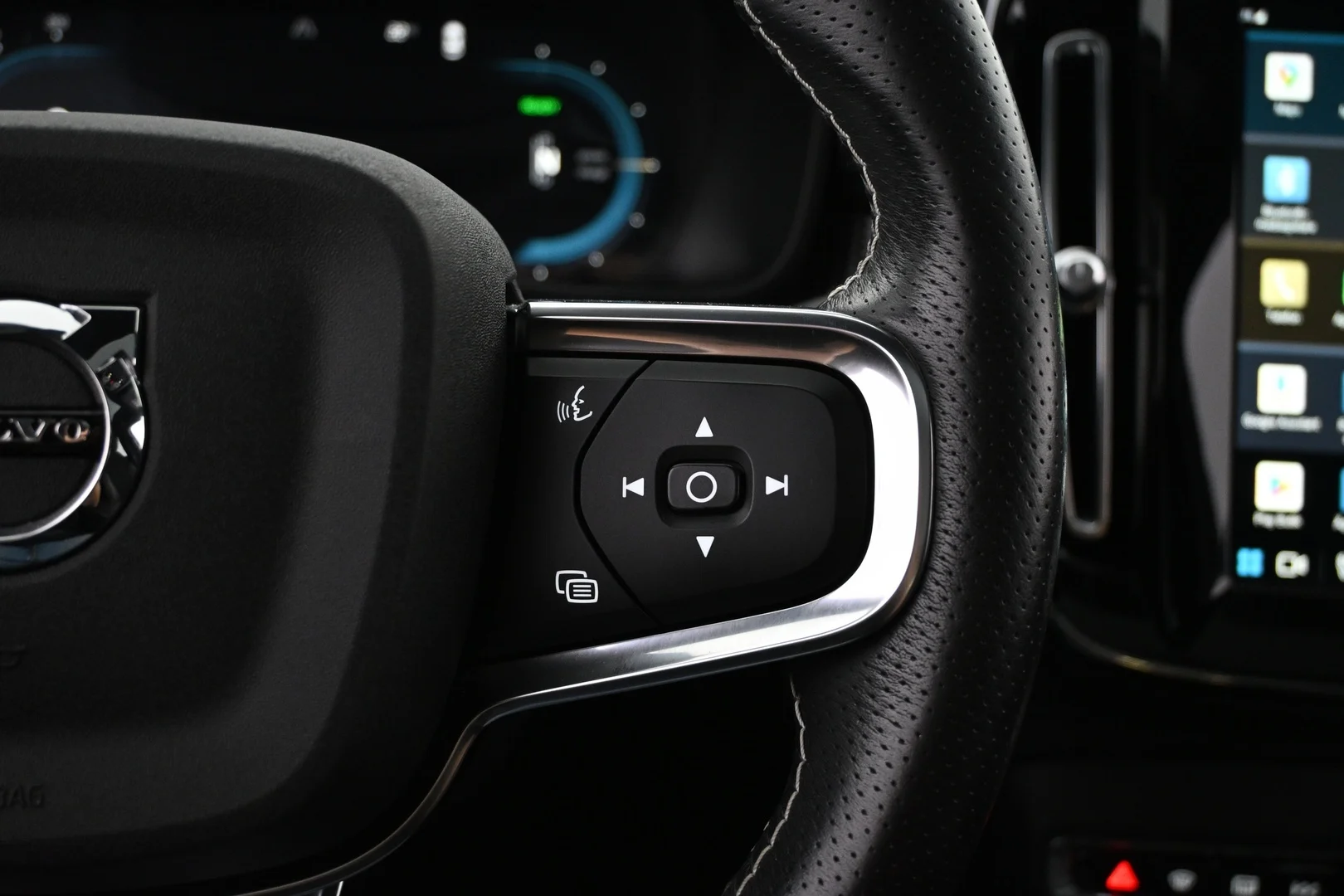 Car Image - Kj821CcfsaSwtk6lzrKK3