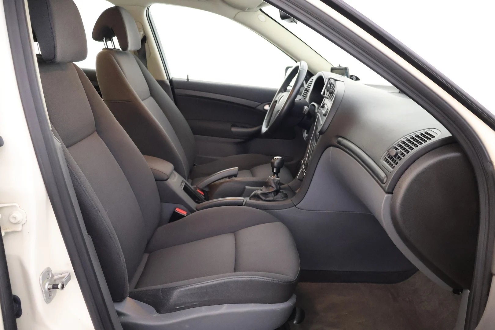 Car Image - 3tx8P8mSahW54Q4dLs19ic
