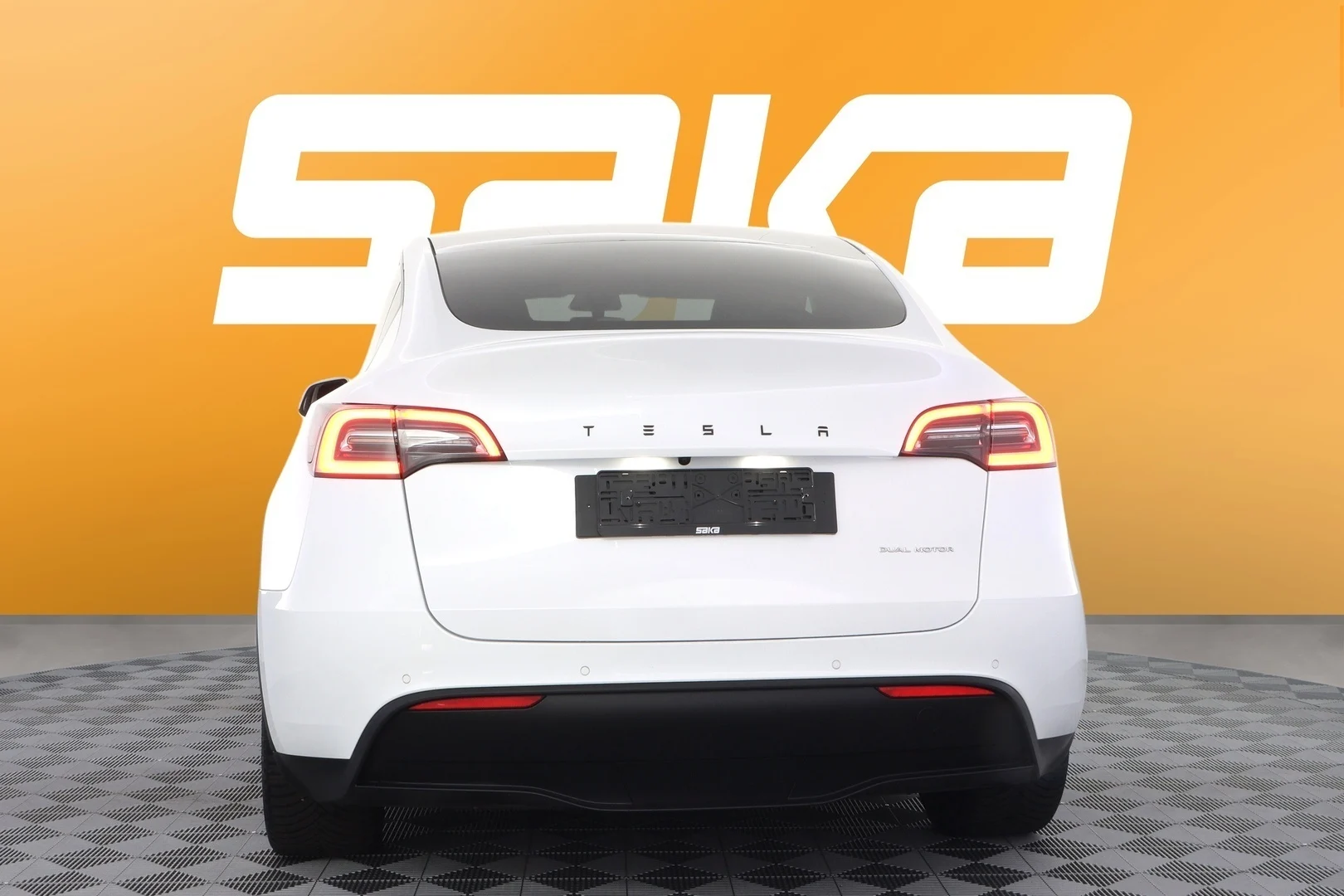 Car Image - 12x5EinnnG87TkkO1jPU8P