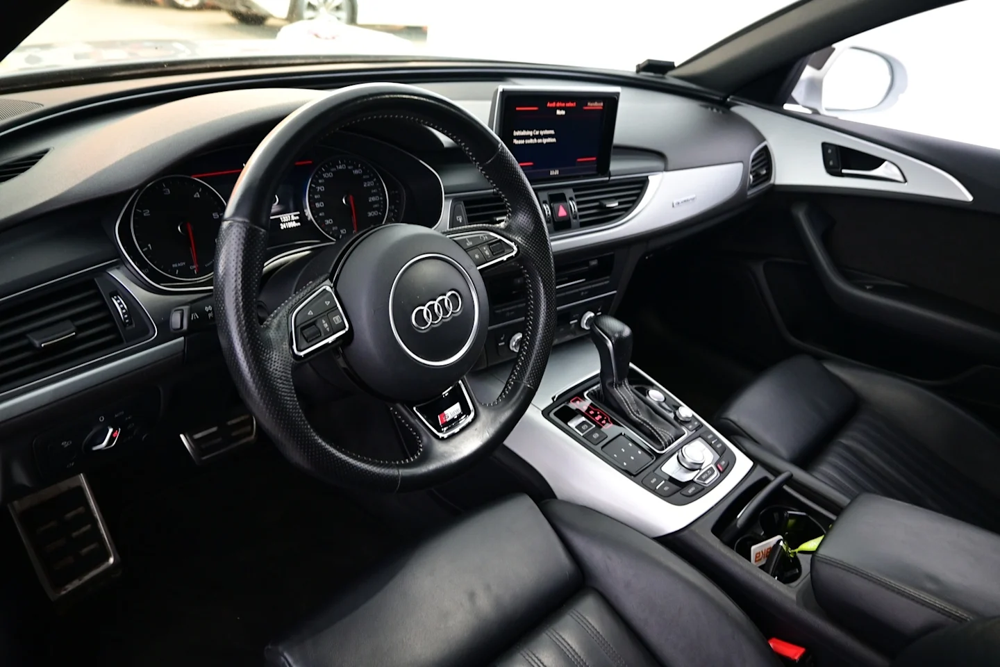 Car Image - 3fk0rbLkj9XlO0SQ1Ut5kn