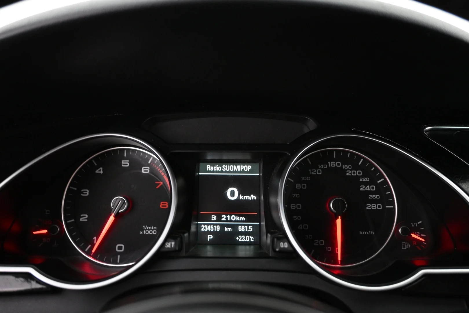 Car Image - eW6sxIuEE7wu8WdNbwc9z