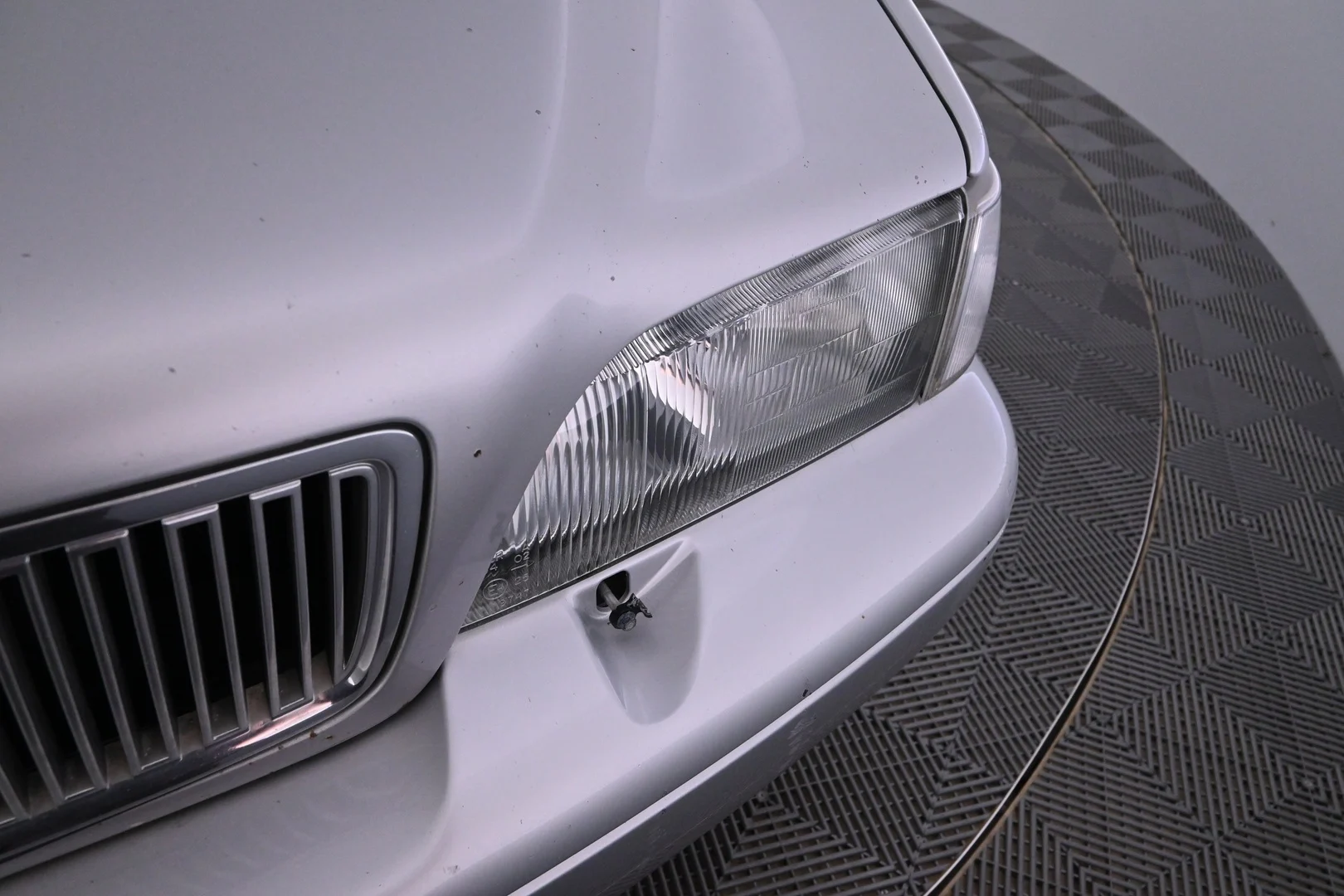Car Image - c9nu6fZYDVQ3tTKXRVfbT