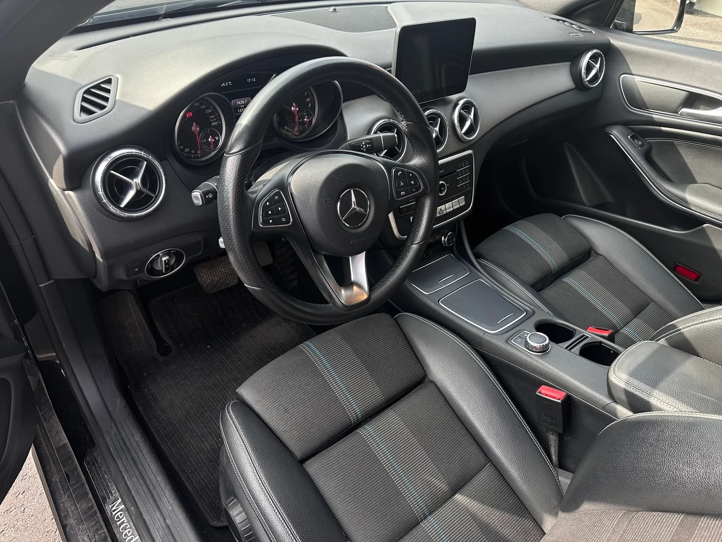 Car Image - 4BJGF5x8EaGoAEWOPcDG3o