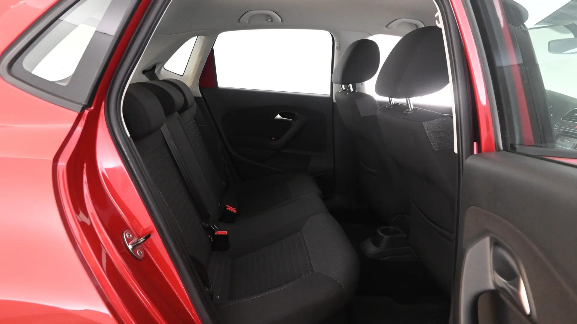 Car Image - 4eXyhsoEzLeNmdTKmIp278