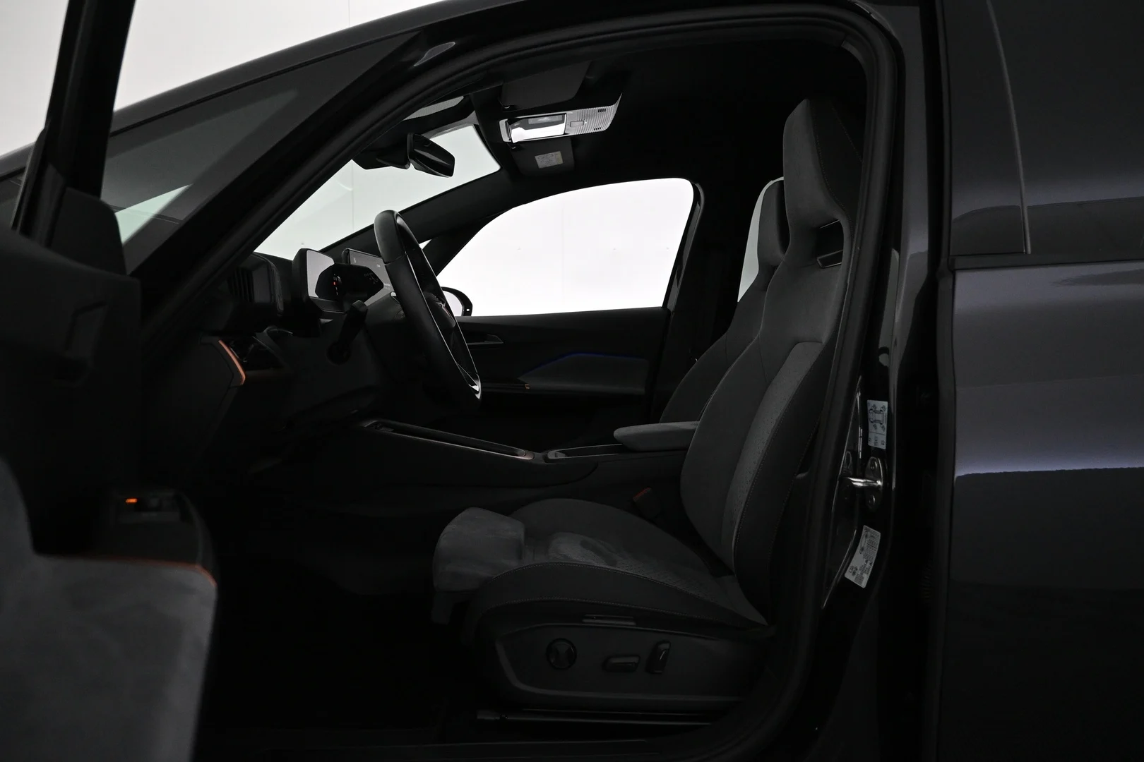 Car Image - 5dy28kcxGt8Z45UBjCKTSR