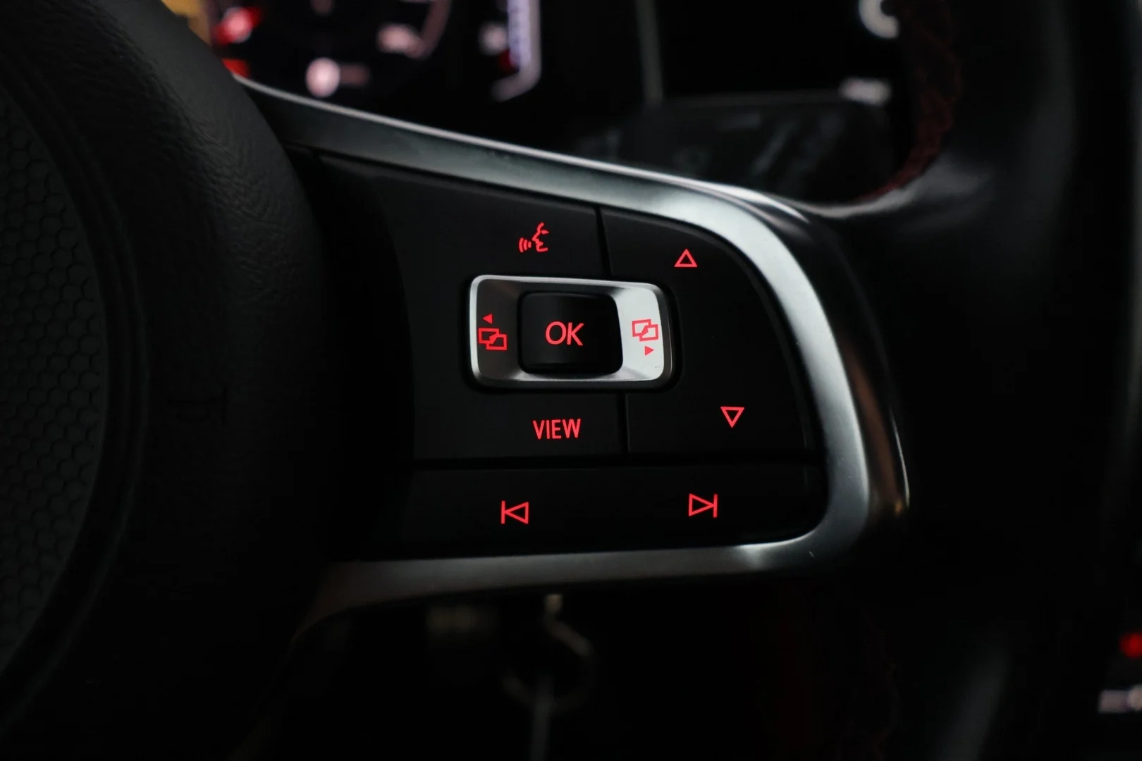 Car Image - 5cvRK98JB1SrRMiHFNzAtI
