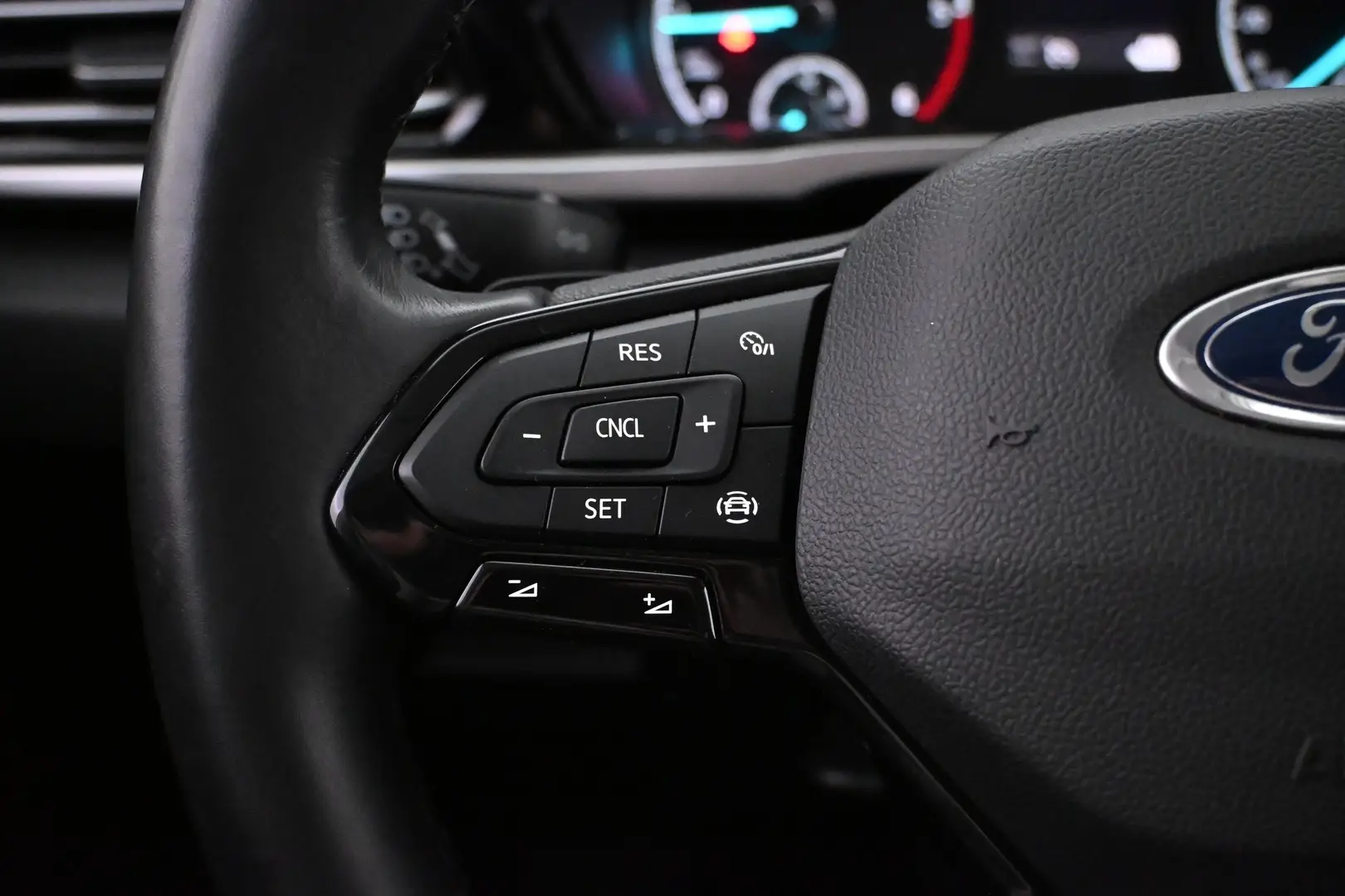 Car Image - 3lIQZxfwRv0O64SxRfnlgn
