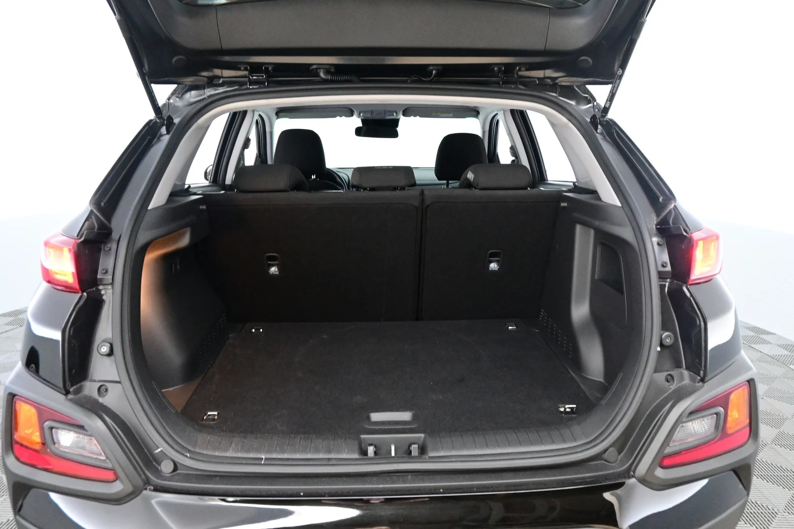 Car Image - 718vc4QVrPQCN7wzQJEz9y