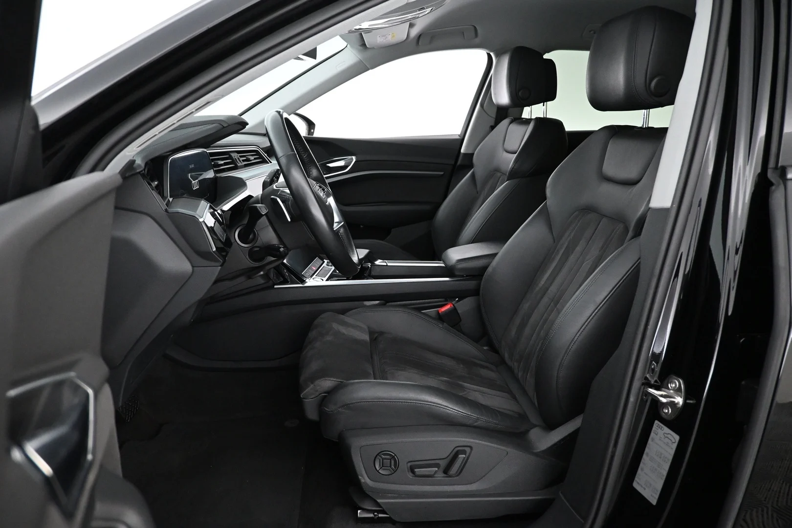 Car Image - 28FagtvhItZnIJ6KPV79wD