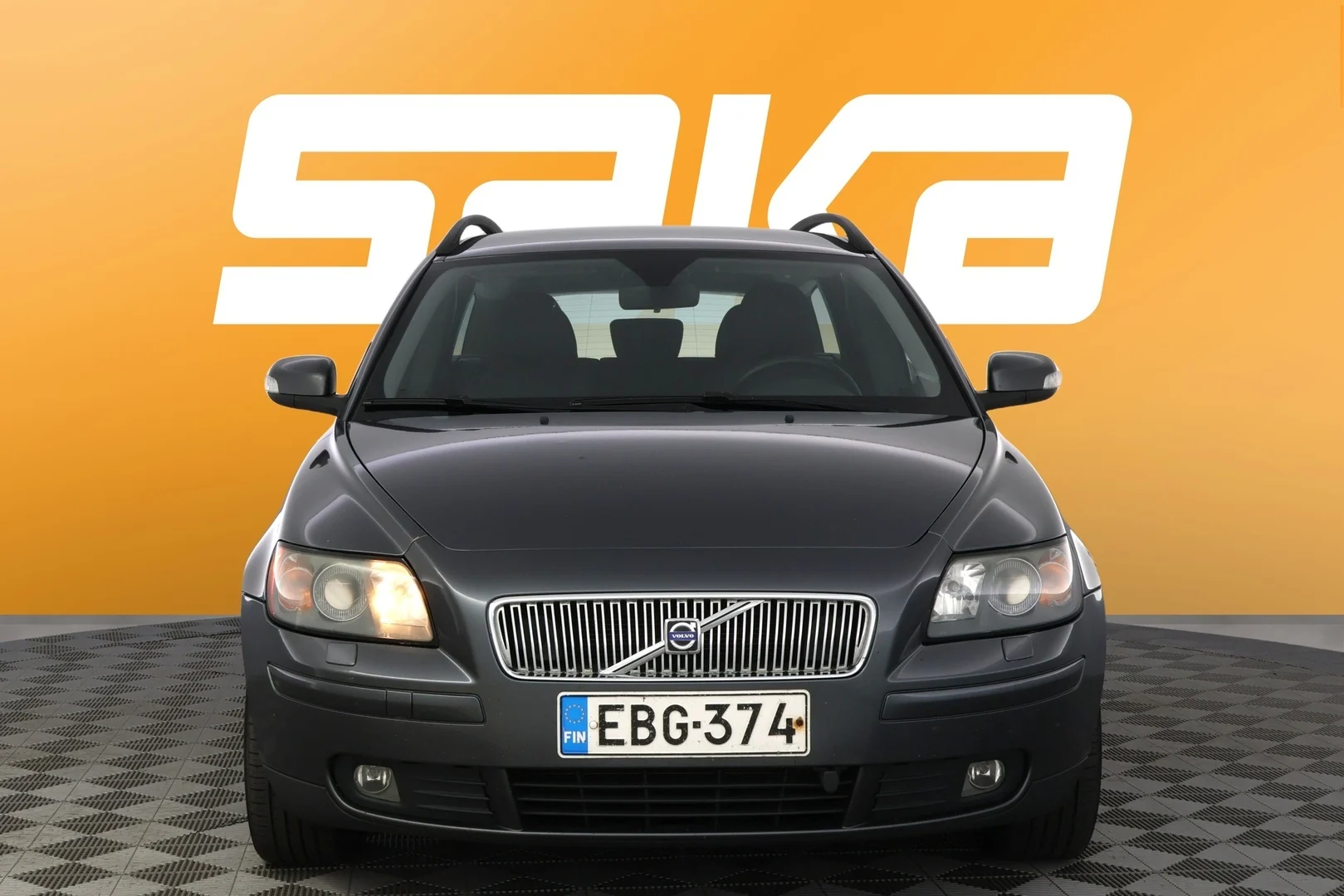 Car Image - 2tsqYO3oiWkuJgFzPNsVrN