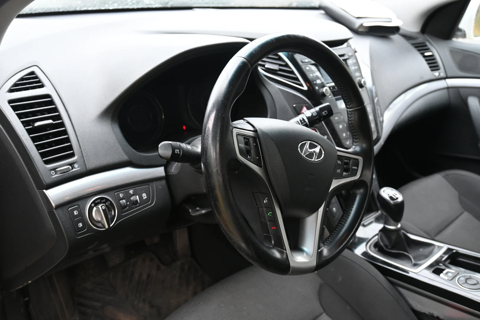 Car Image - 1v7aA6BbkAoSpo4JsX7wO3