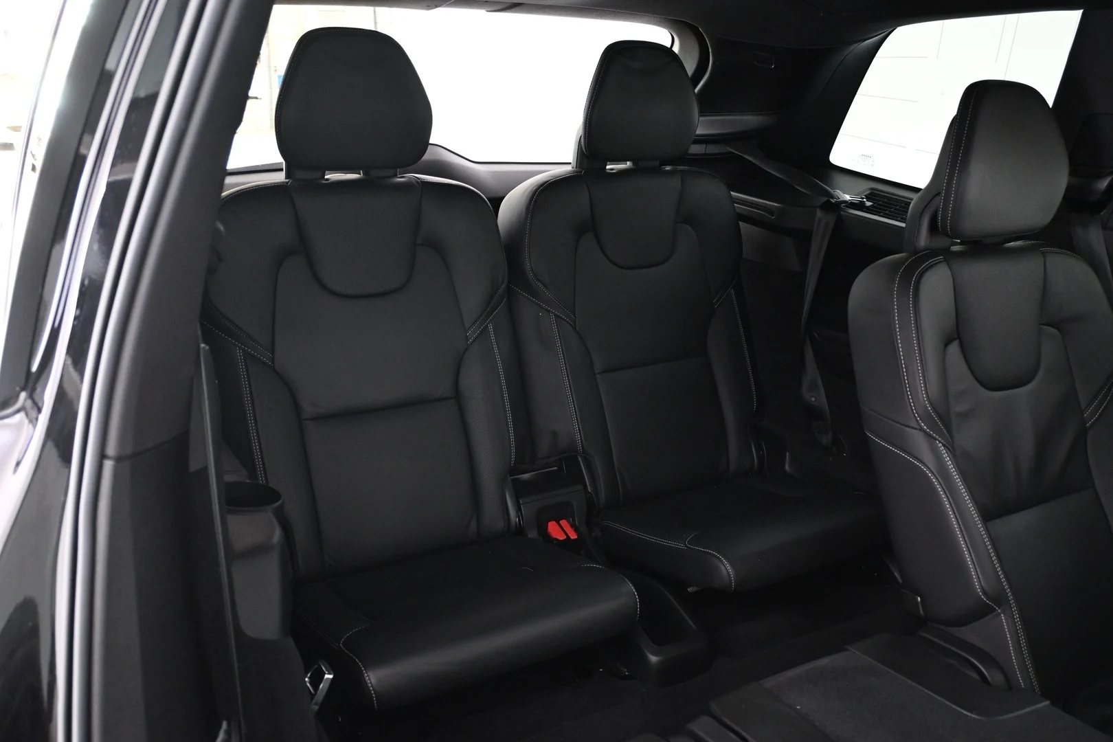 Car Image - 4MB6D1kKajtsFz38G81ih3
