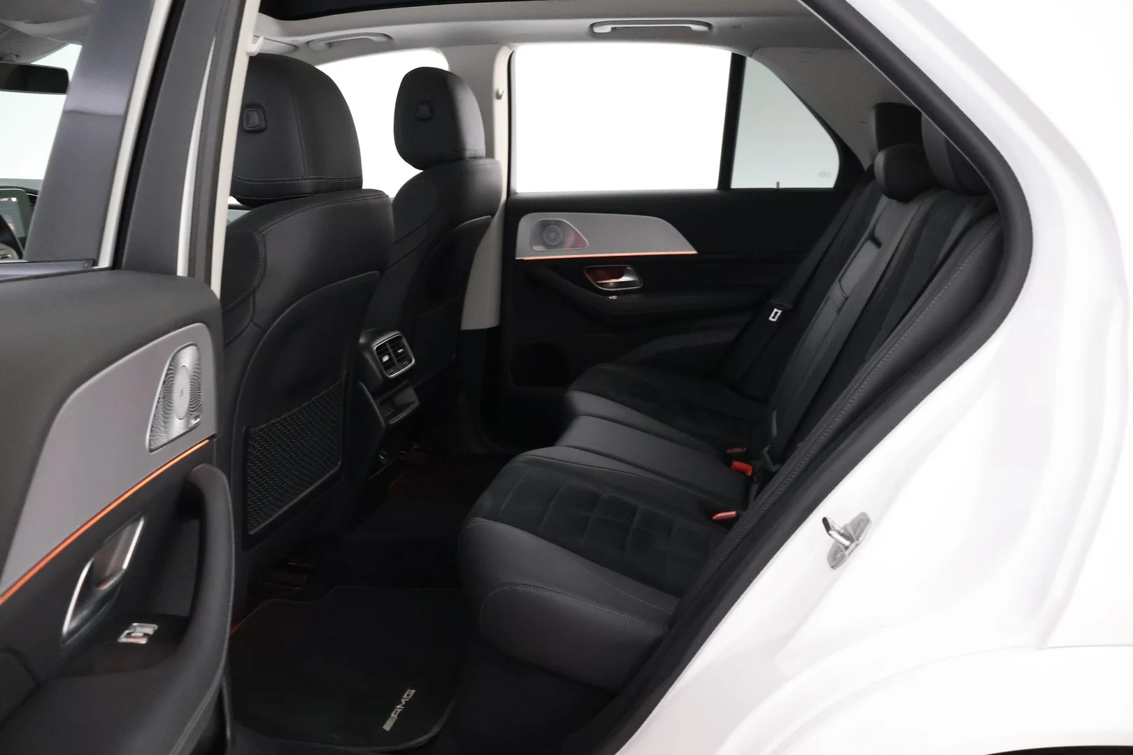Car Image - 6dyxsnC0VRT9gxC96AcNiI