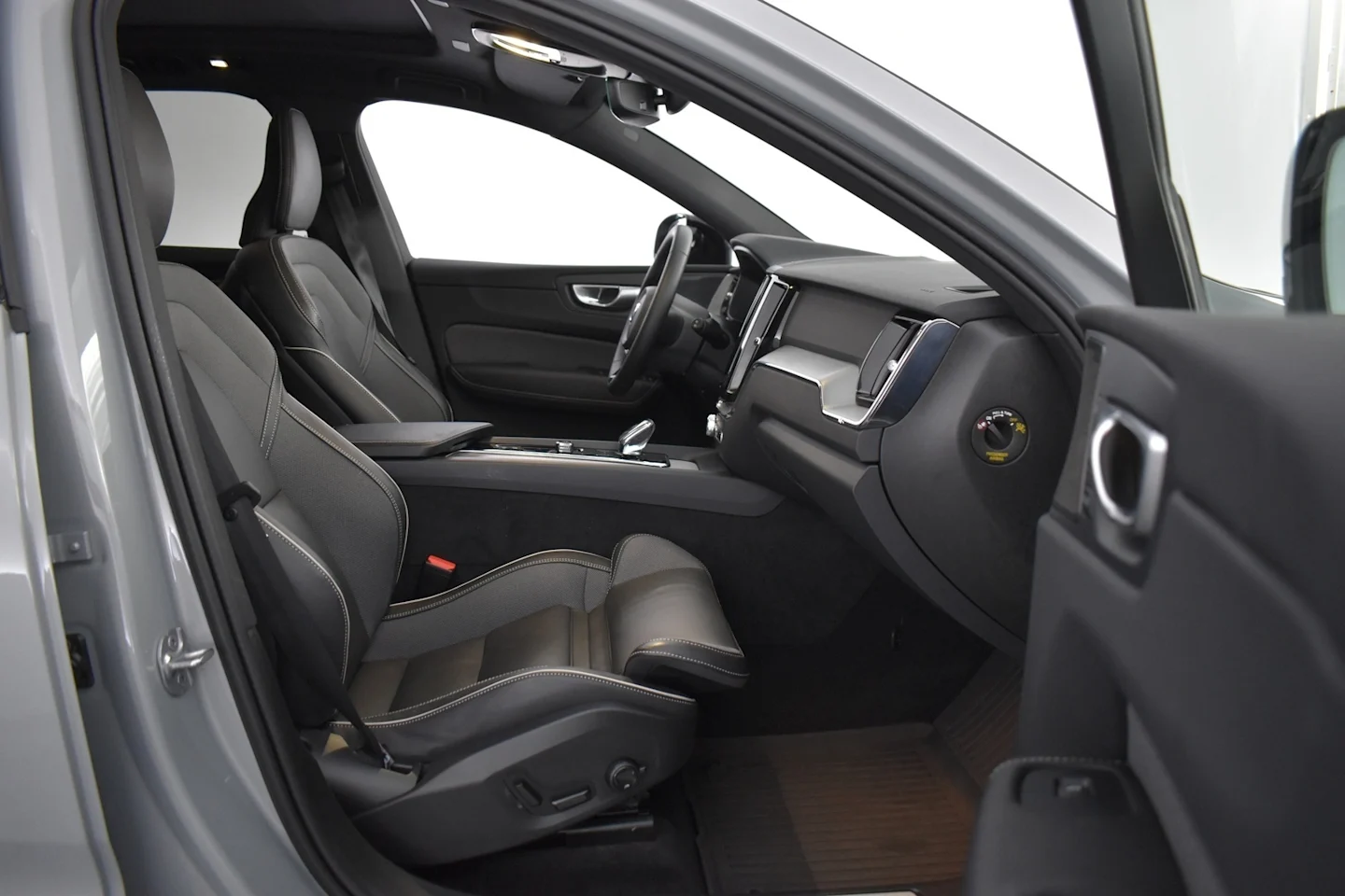 Car Image - 2l8zWTFjzxPQ4ene4M9Mb1