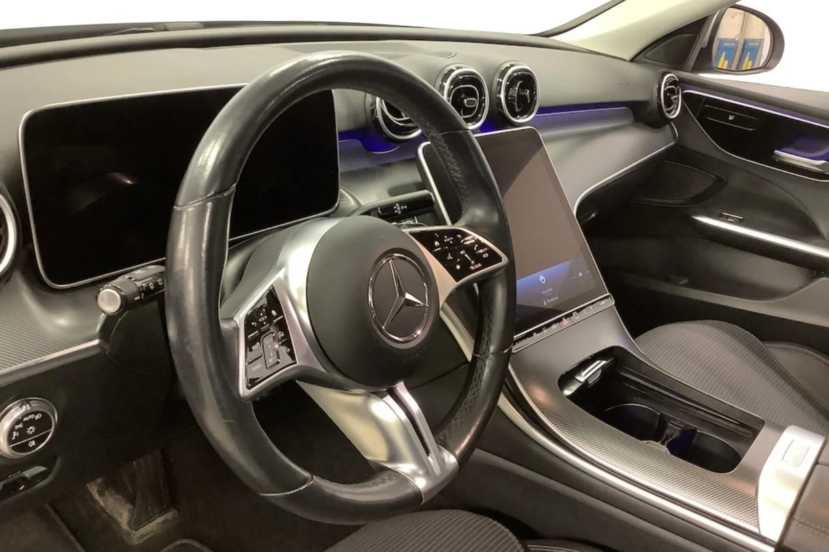 Car Image - 6DgI32YW7tE7wl8wao0DF