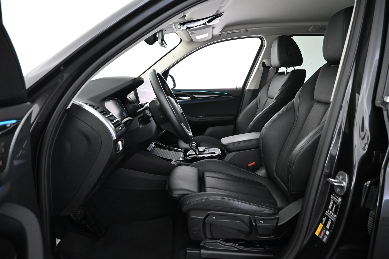 Car Image - xYTHzEQ0BiTRKxCmqfkq1