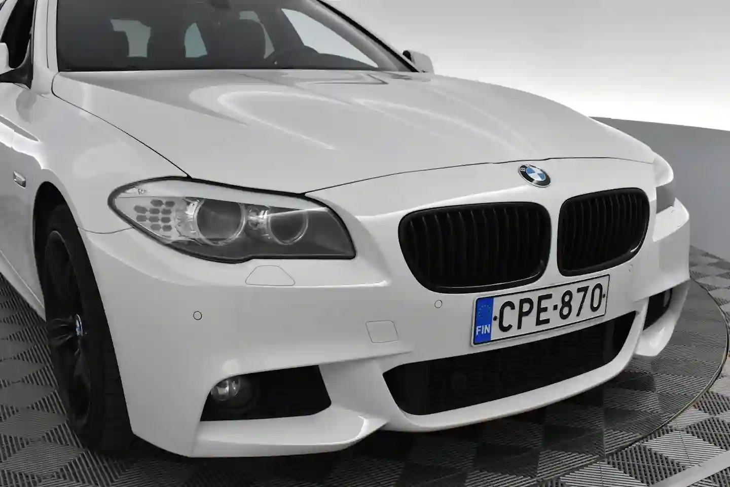 Car Image - 7Bmcu0q4rK4igqAKIRTJfM