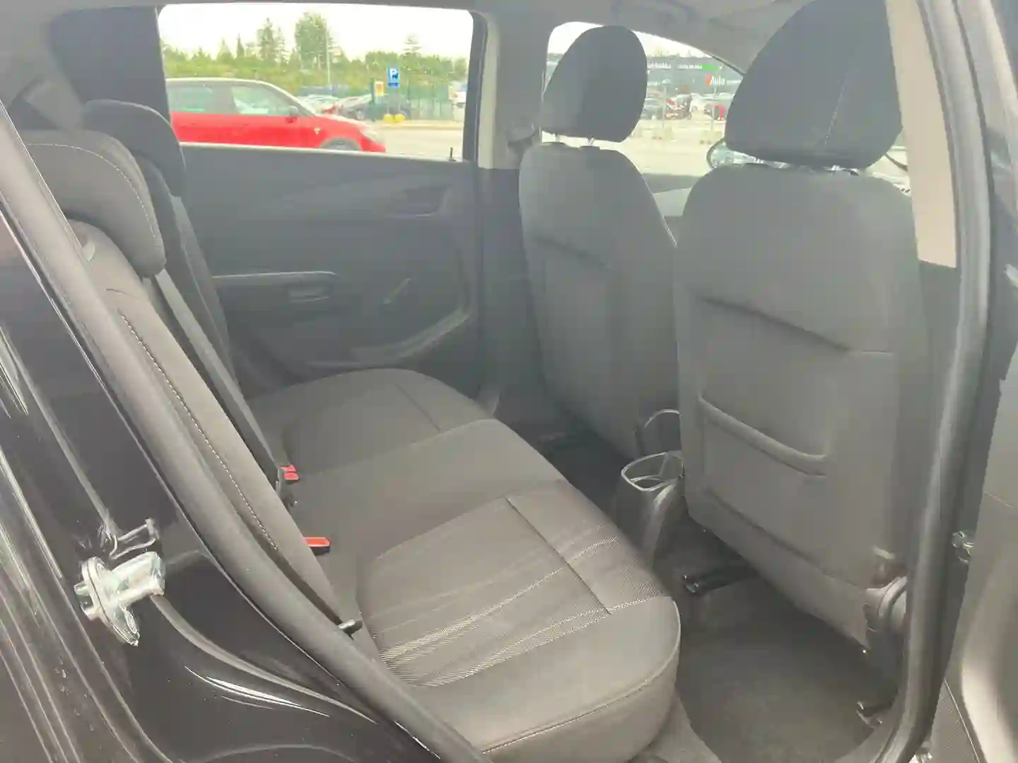 Car Image - 6fZfIV7RU5tKGJwkVlqDVs