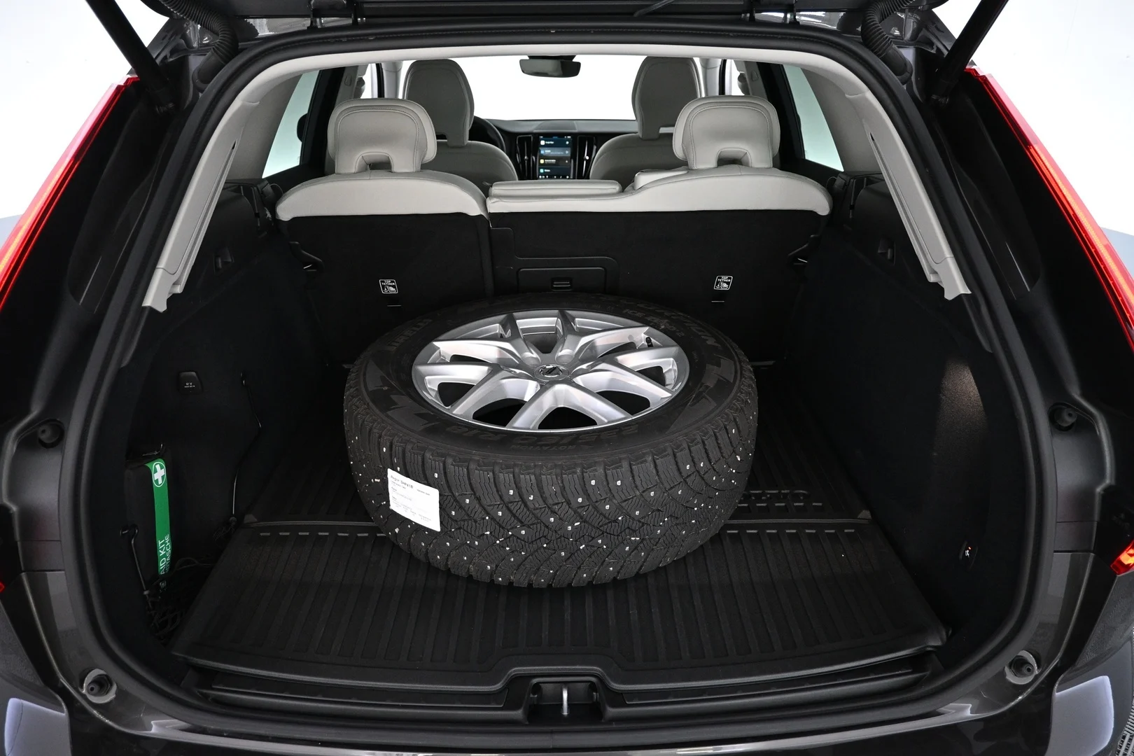 Car Image - 621FMRYXPpgxaiUq0tdUYc