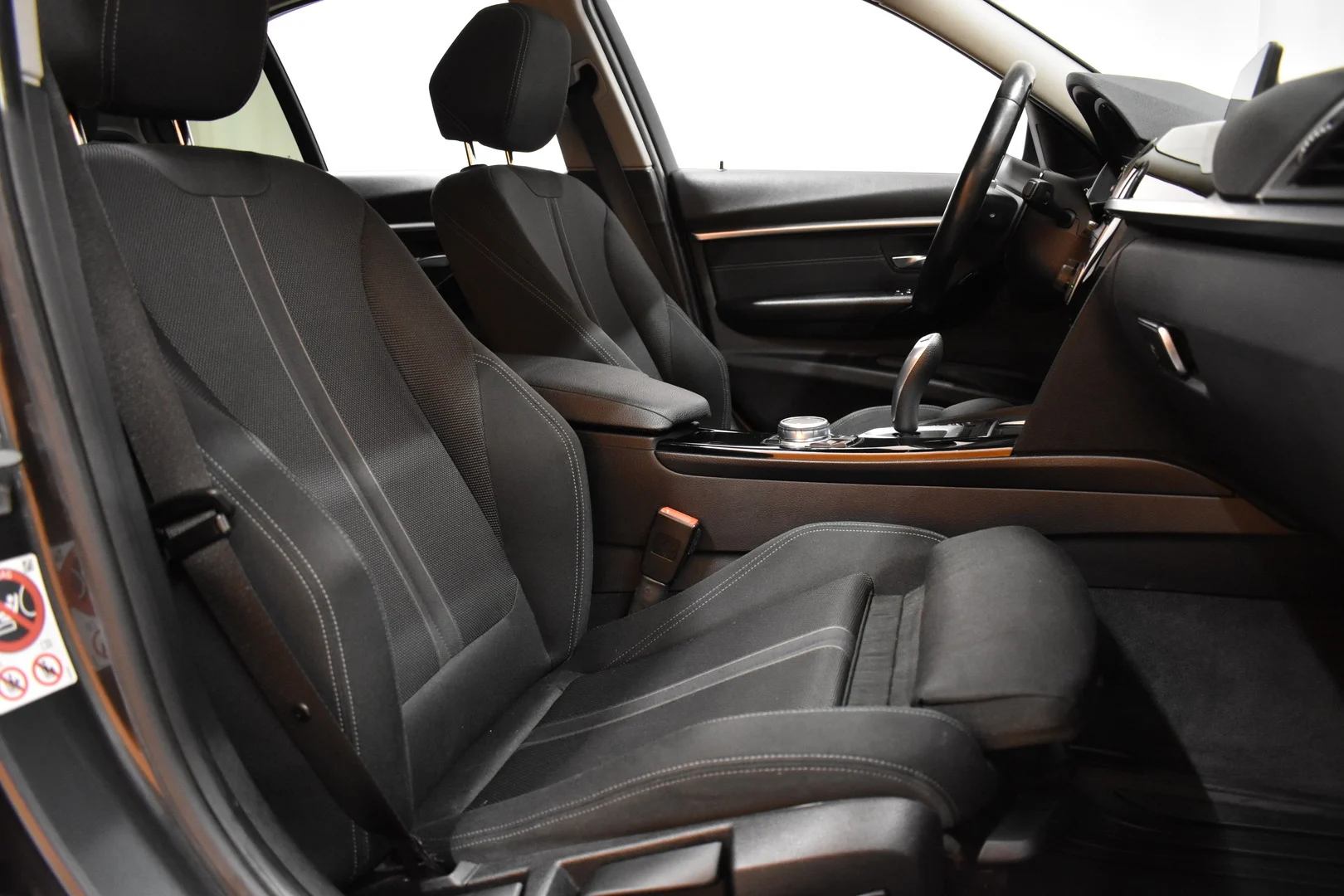 Car Image - 2RGd6c48pJ0PDFExILfpJo