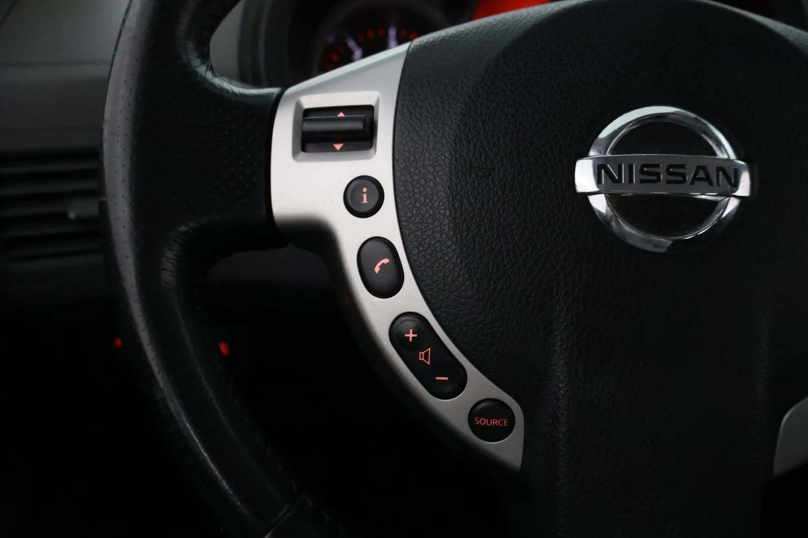 Car Image - 32G49yqg4DR56DivYXUUzN