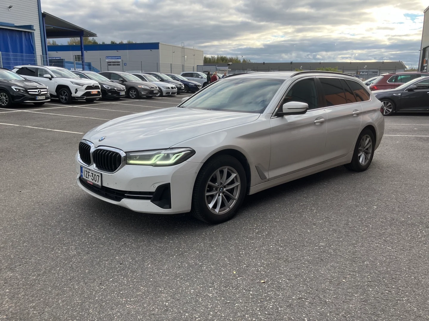 Car Image - 4yVA1p8p5vDu84vhxEWiXk