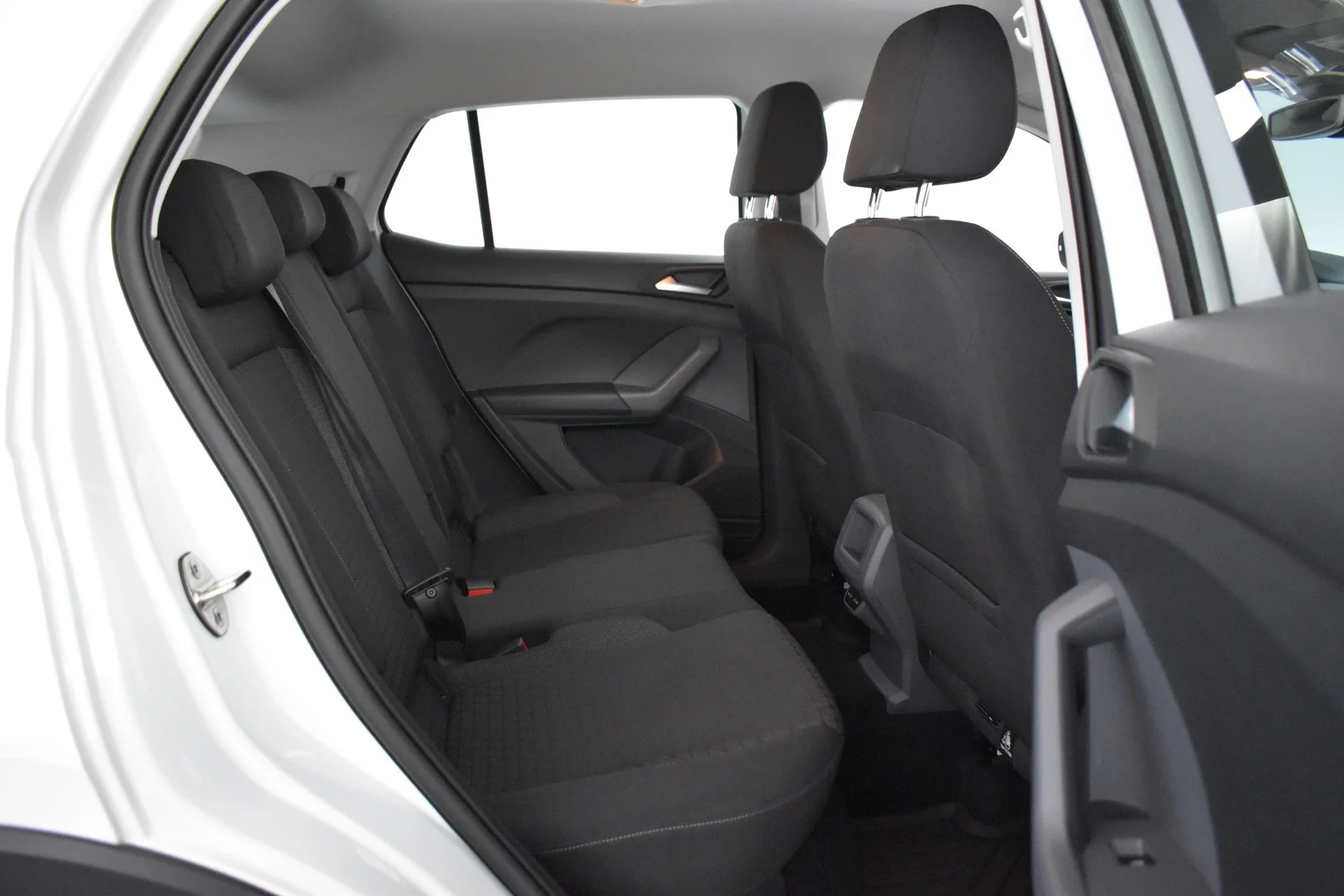 Car Image - 5hLyAVMFRtvioCapFvCM0L