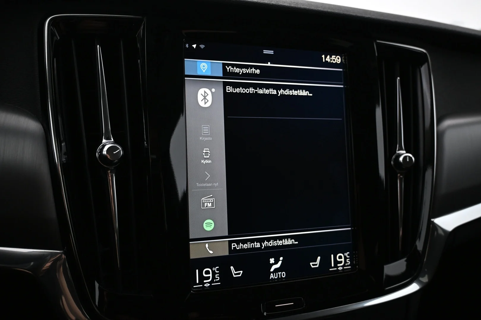 Car Image - QsSh8FzczwS7TLprwT9XR
