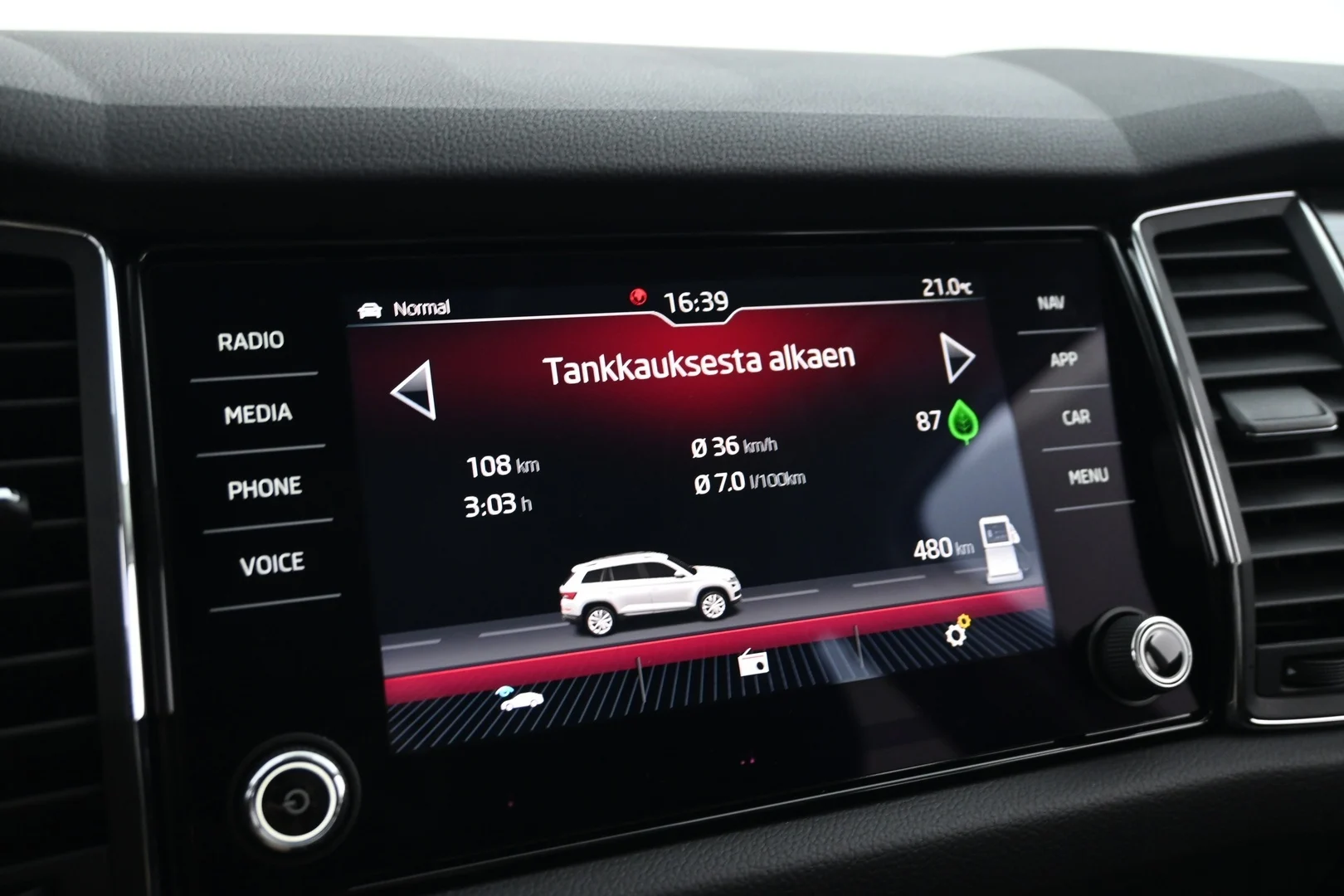 Car Image - 3SoY7u4VcKUvuY8ORQyNC6