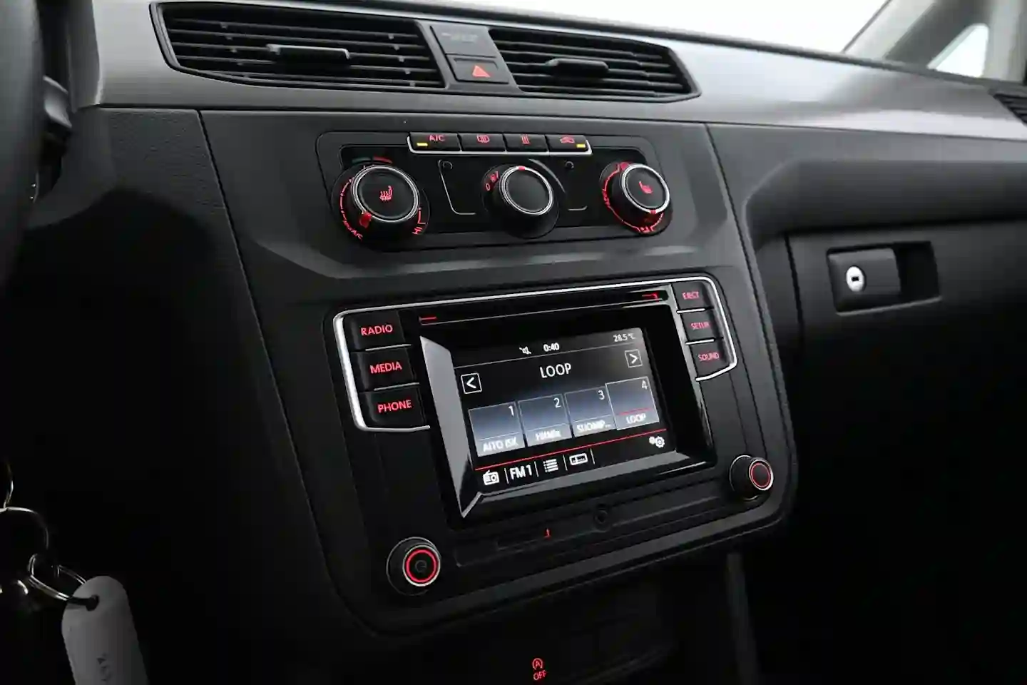 Car Image - xyHC99rVNSlA63O3oHUn2