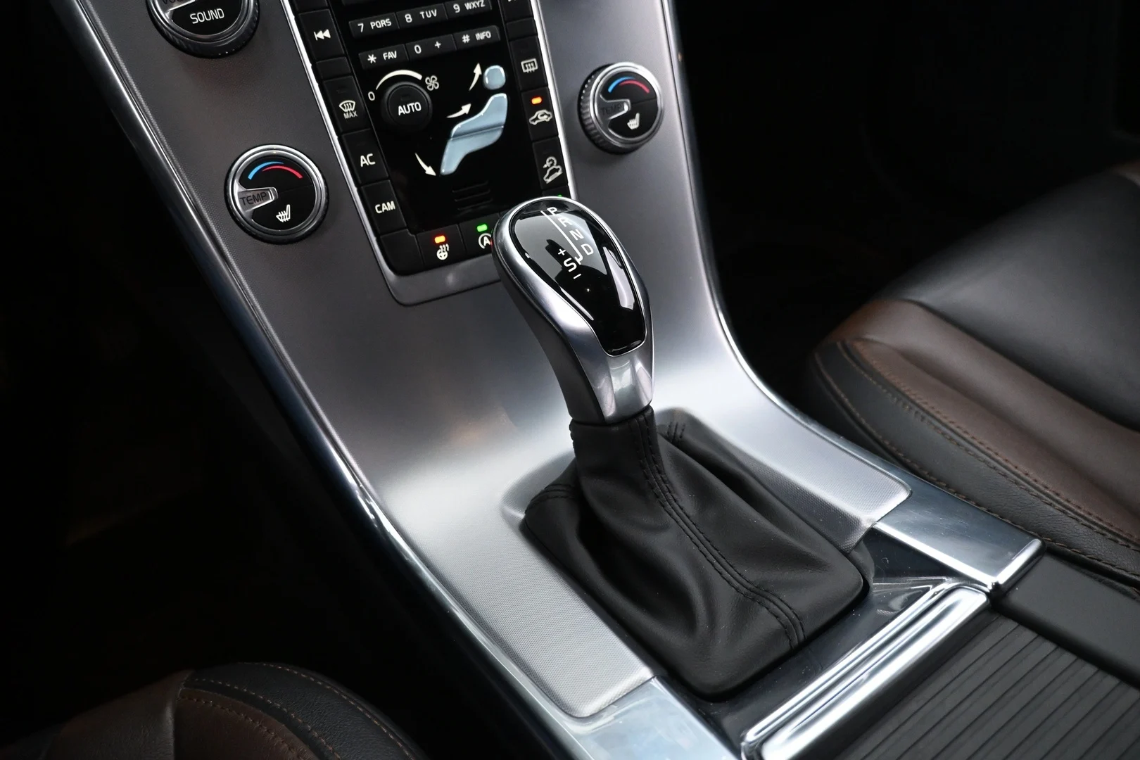 Car Image - zHRArdrsz5MKwWUmxNI73