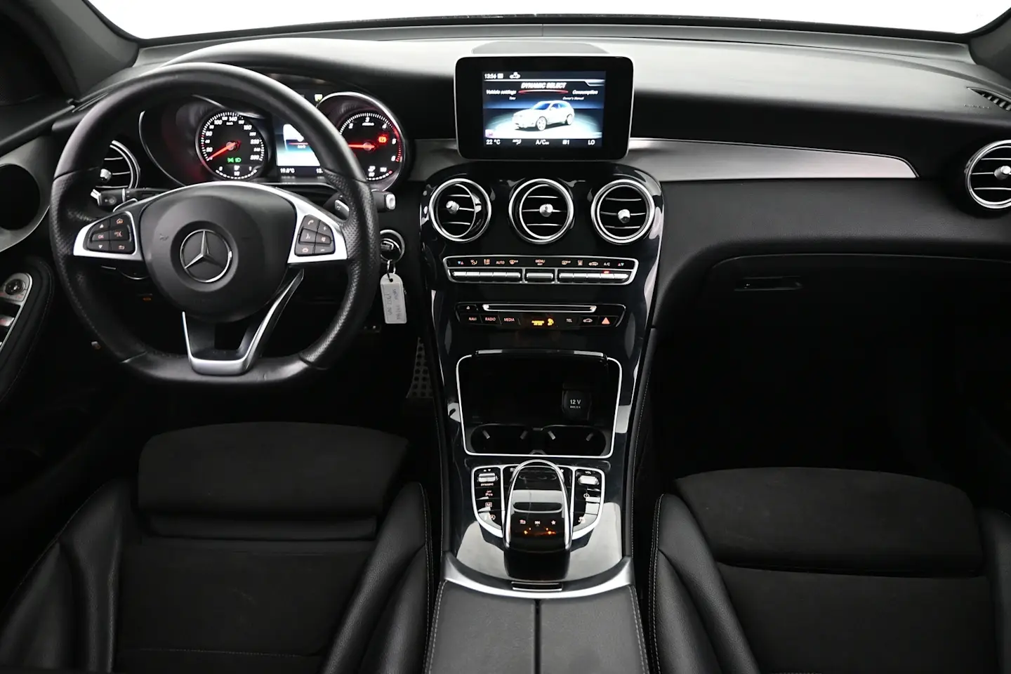 Car Image - cl2Icri9YlUb72I7zpfOd