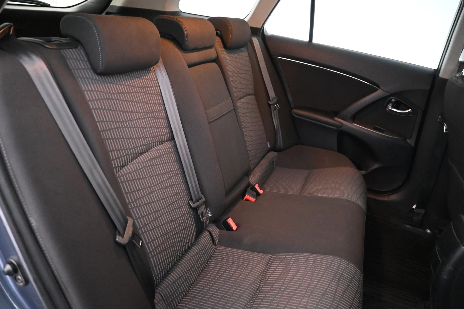 Car Image - 7ttce9fUbnxXgP13EibDTB