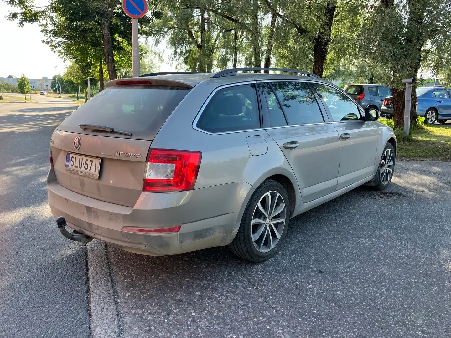 Car Image - RrTbnJTyGiJWuDWKzcvYz