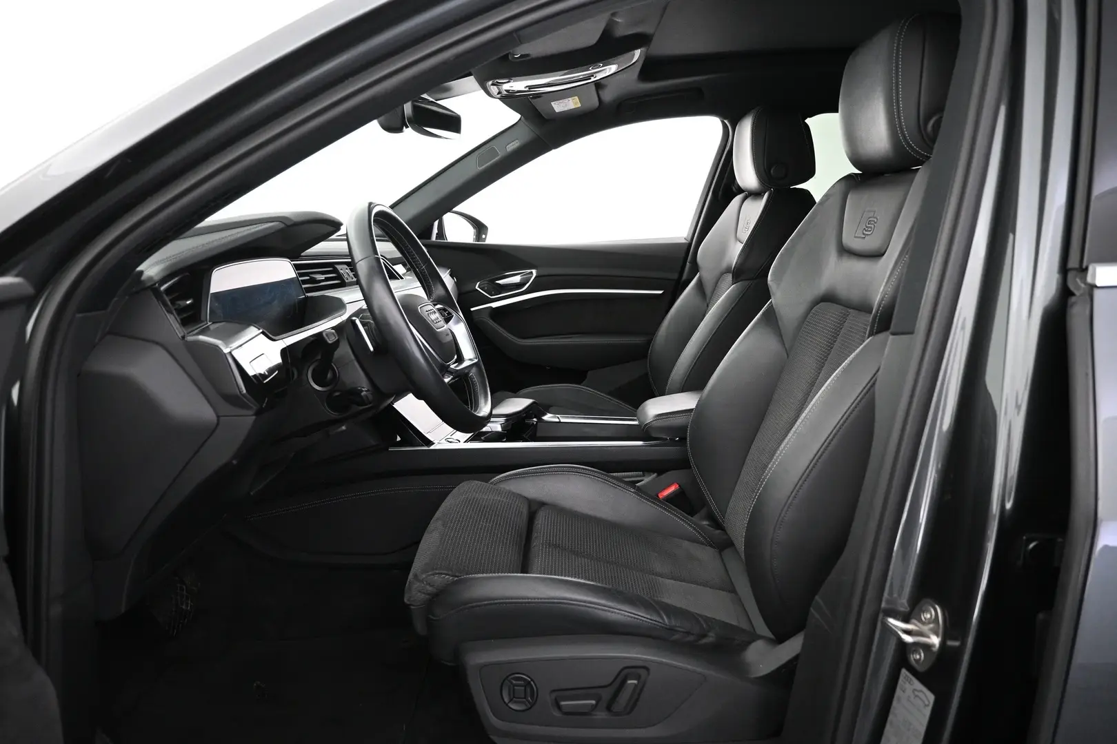 Car Image - 4ePRItzChQe7Ljx0gMbsjD
