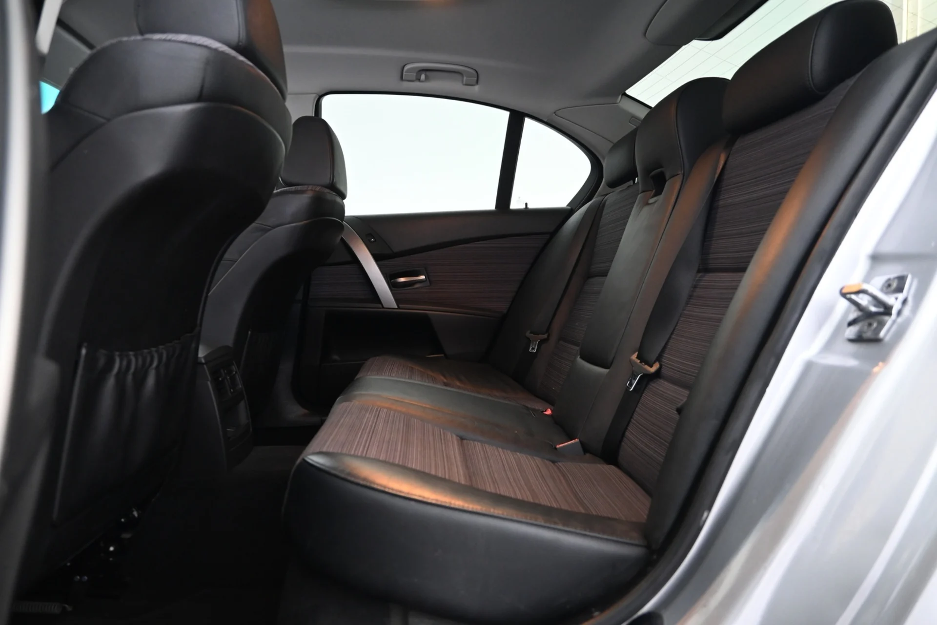 Car Image - 25AkVkDUVig8uzuEsdDVFH