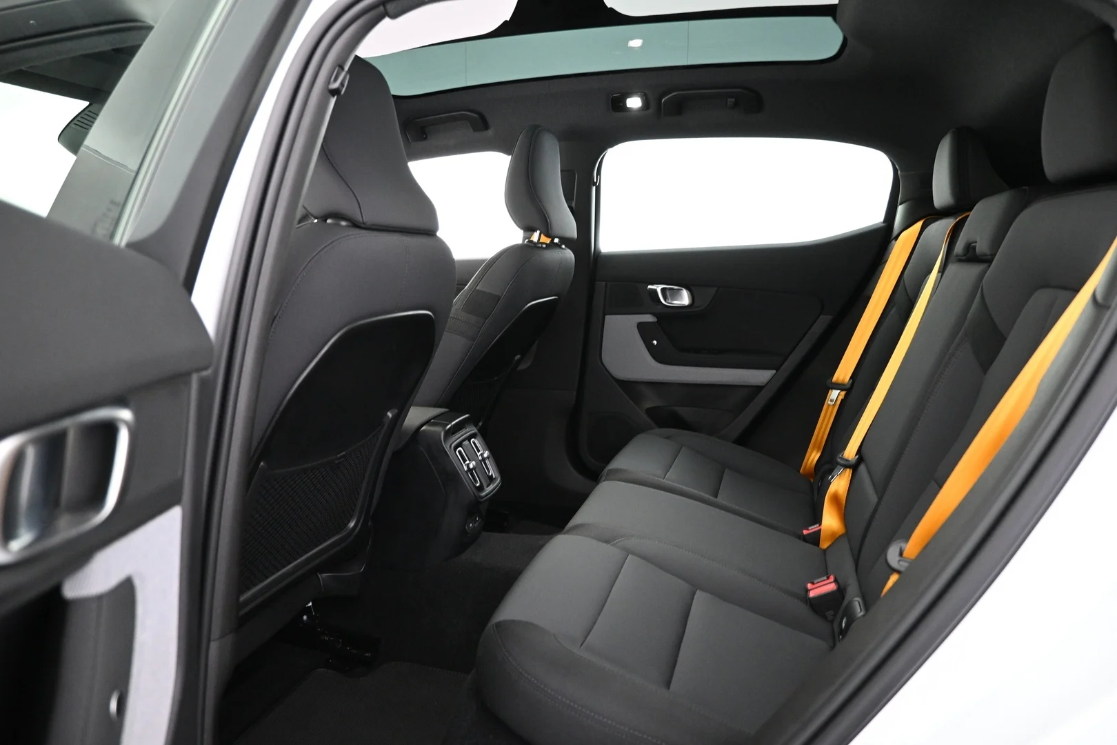 Car Image - 1yX9Hd46pOIaWNM6TWO6WR