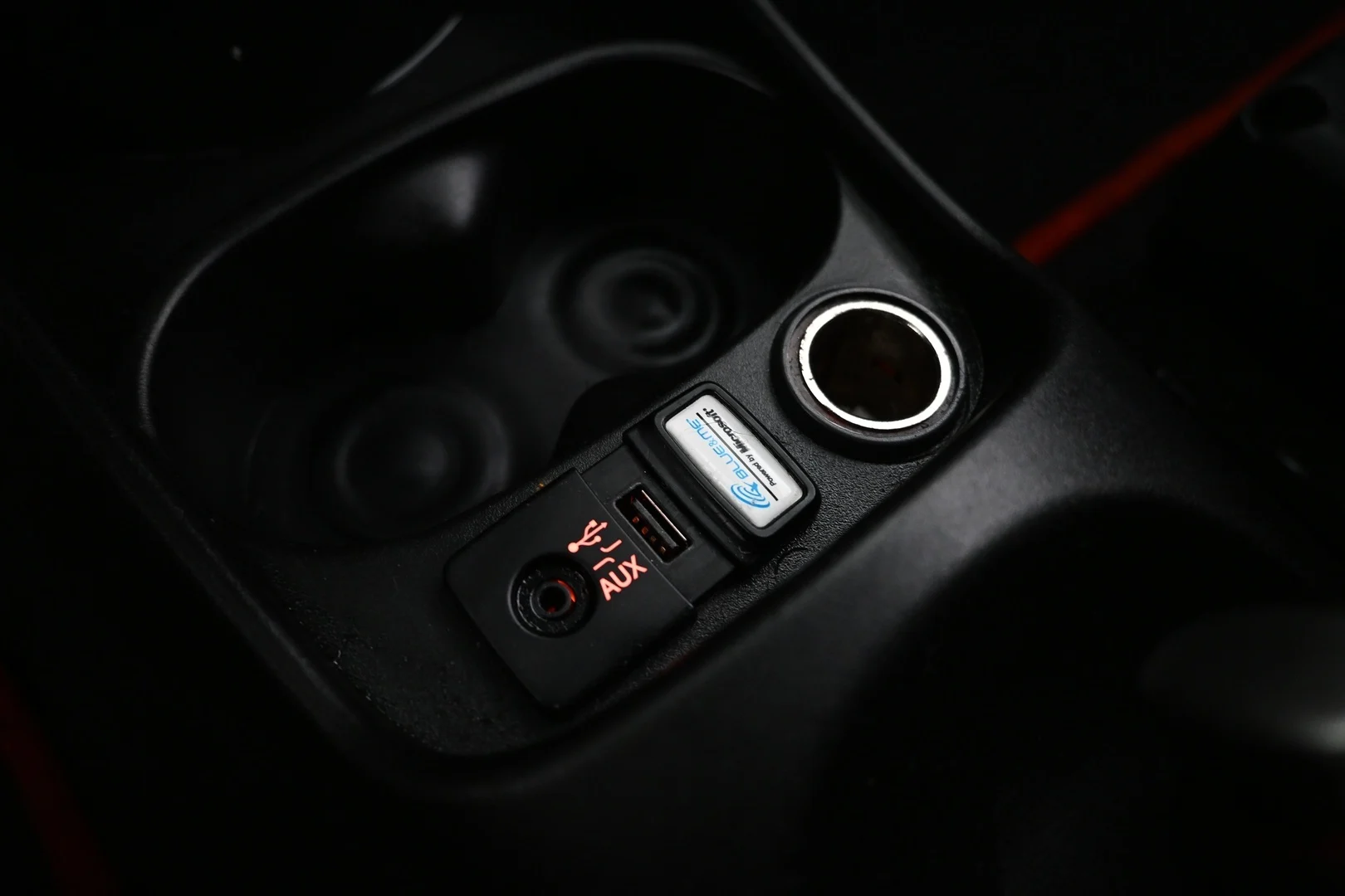 Car Image - oKVR2MVfsATWLC3ML7oFI