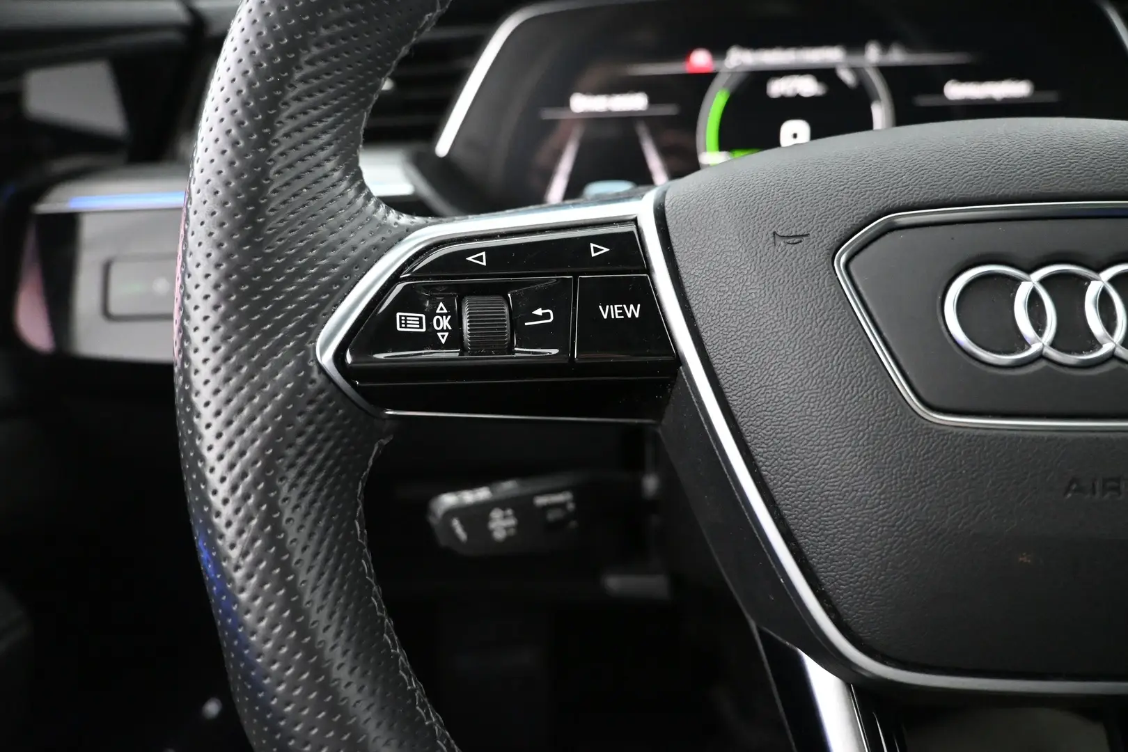 Car Image - 2Vhv4TxSLJLpx4kFKMtuMn