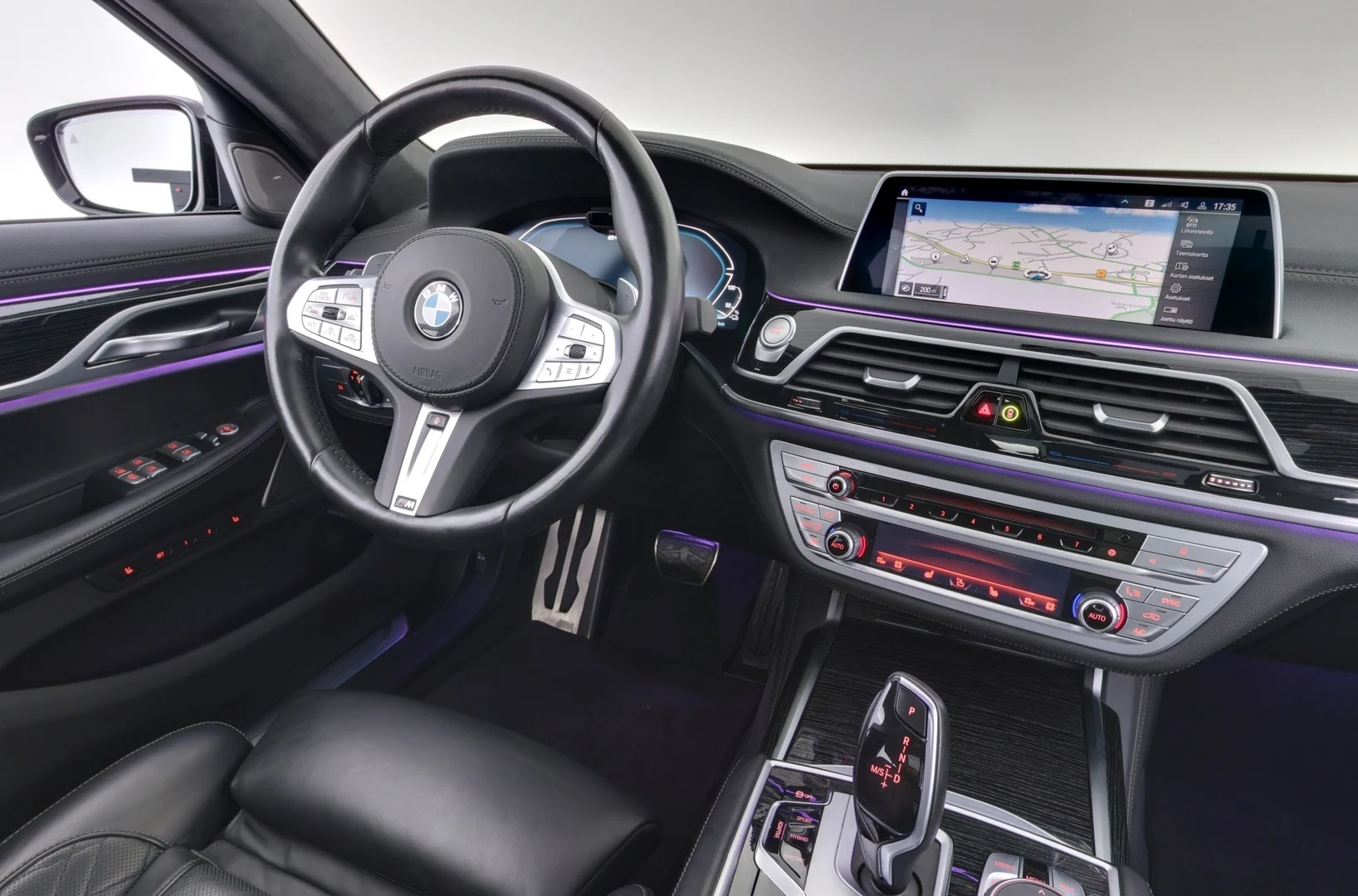 Car Image - W3H8PFELRnB9lYtpeRbJe