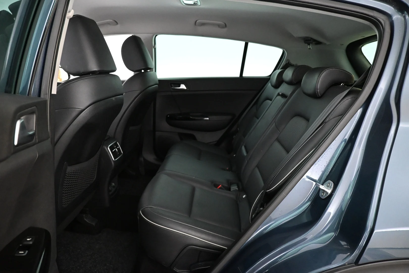 Car Image - 7C4lEjkFtvku6Q8aFLMSKV