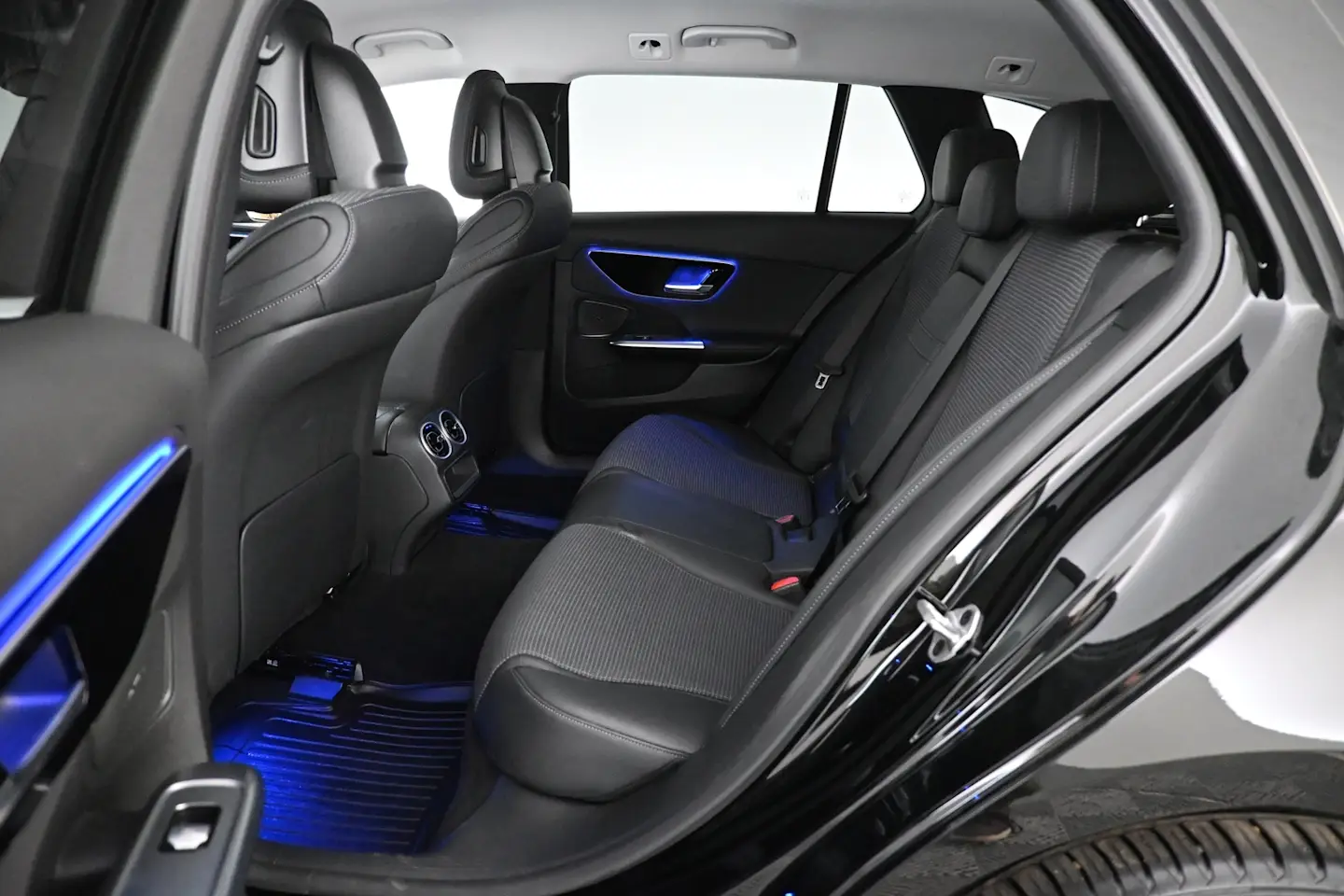 Car Image - 61lgz6i2q7368arFFb4irD