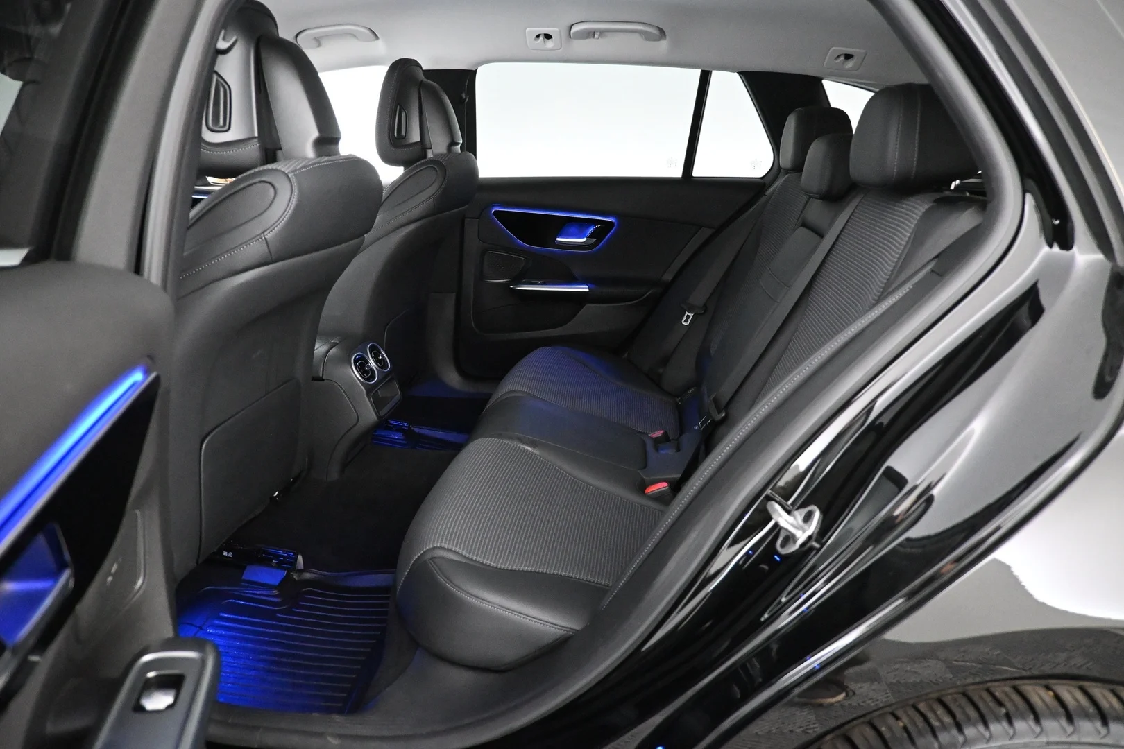 Car Image - 61lgz6i2q7368arFFb4irD